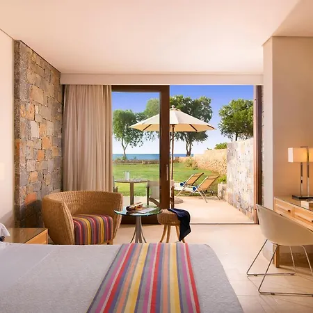 Hotel Kernos &